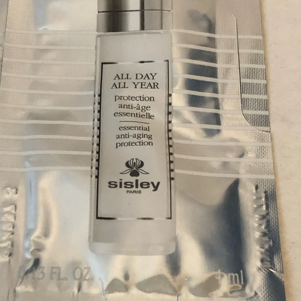 Sisley Paris All Day All Year Anti Aging Protection 20 Pack 4 ml Sample Travel